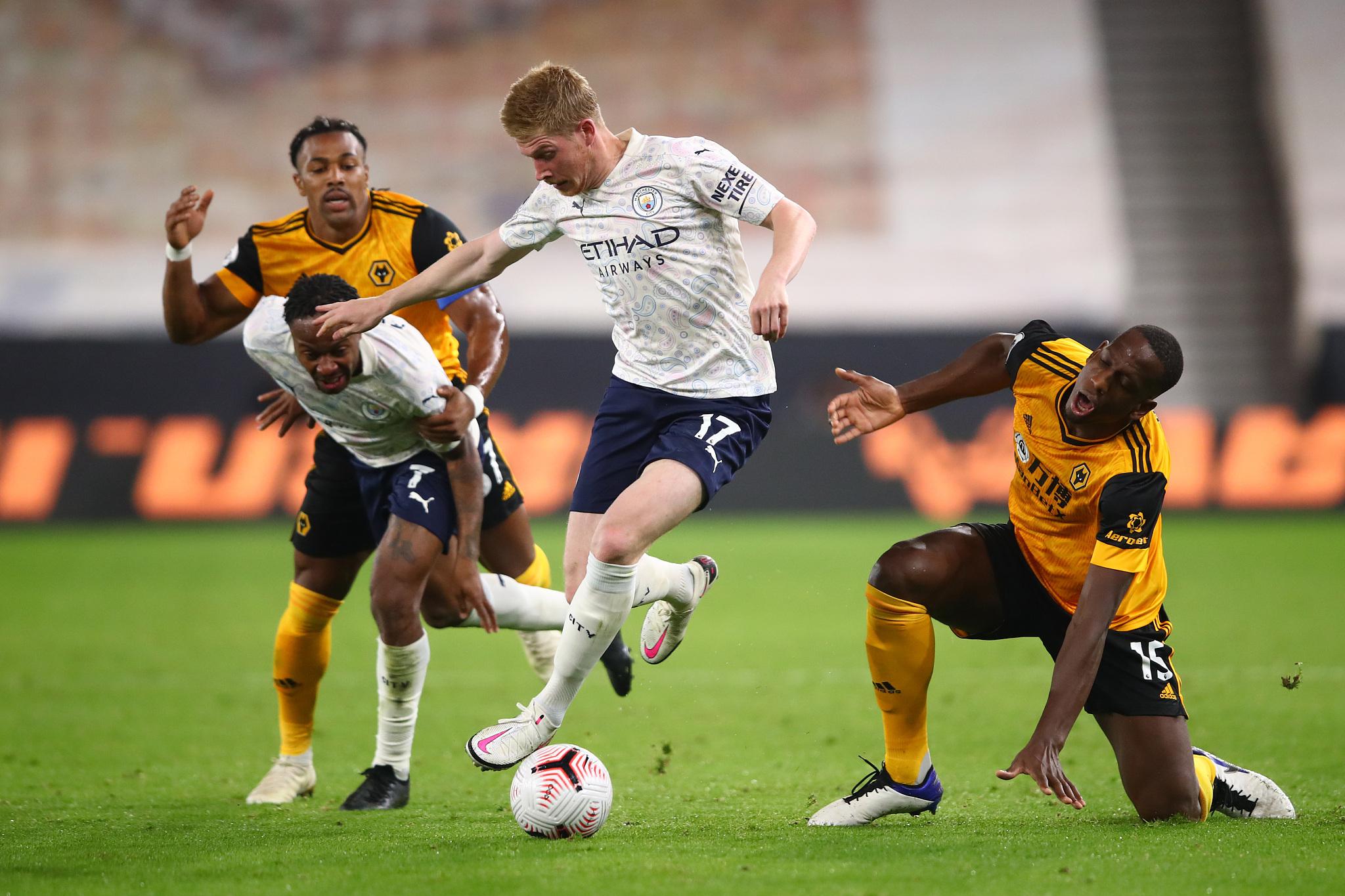 时展示出凌 时展示出凌