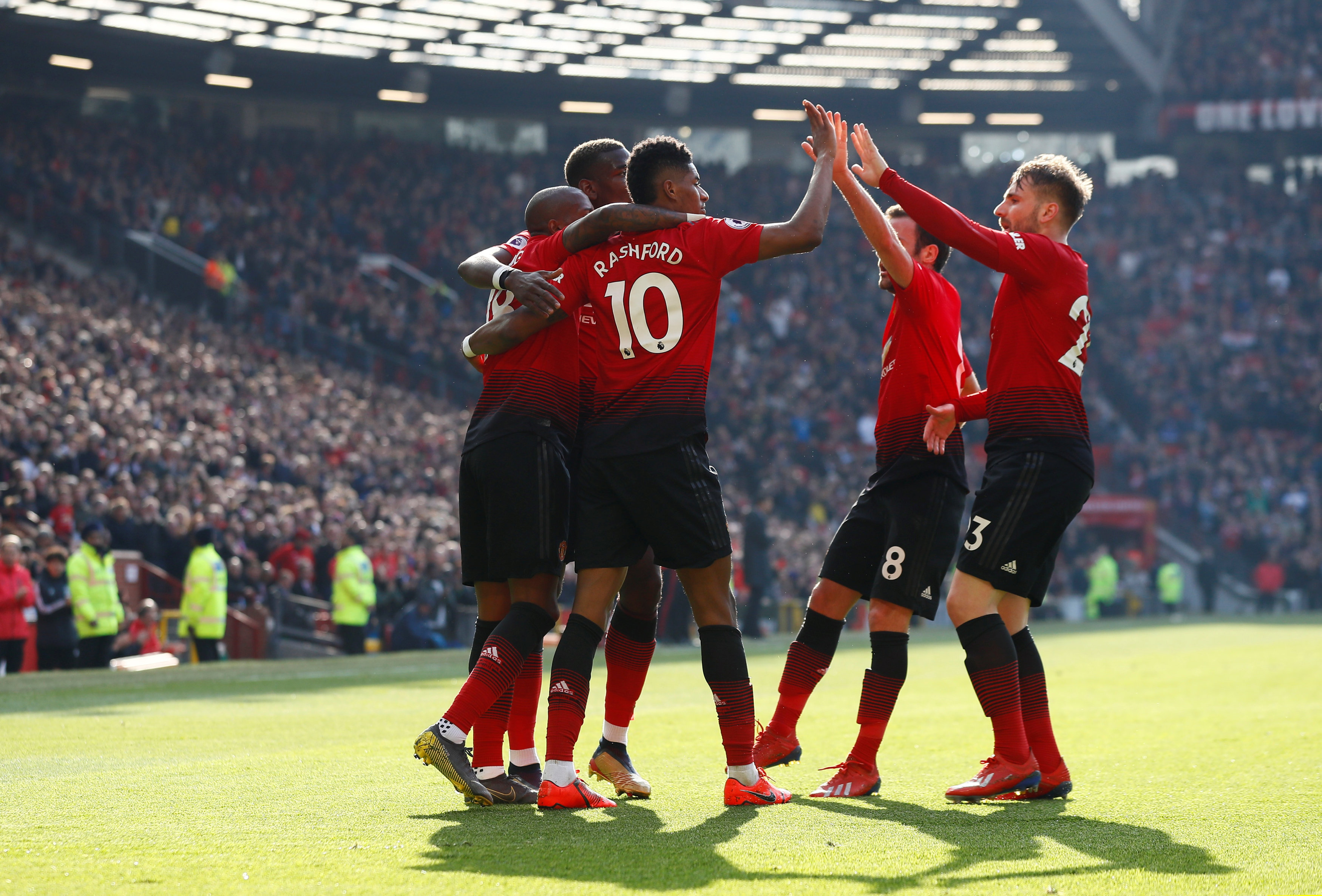 而是为球队 而是为球队